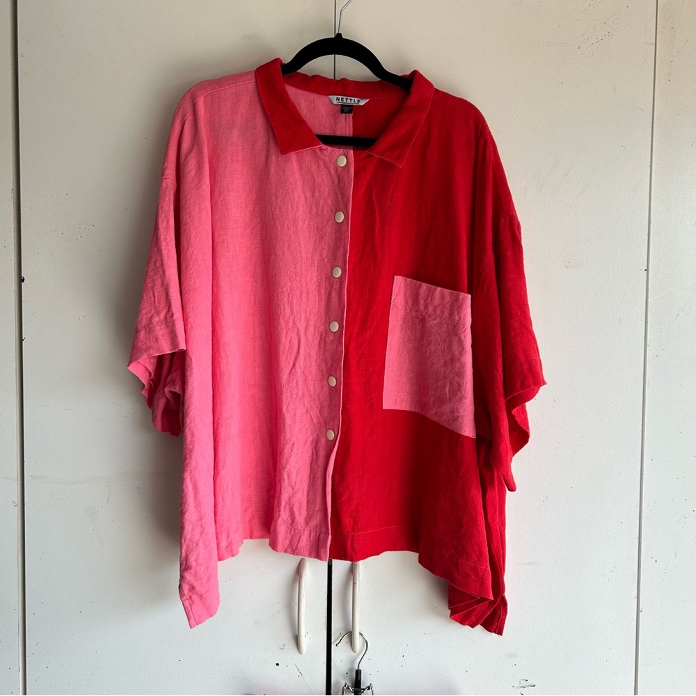 Colorblock Red and Pink Women's Shirt and Shorts Set - Picture 2 of 11